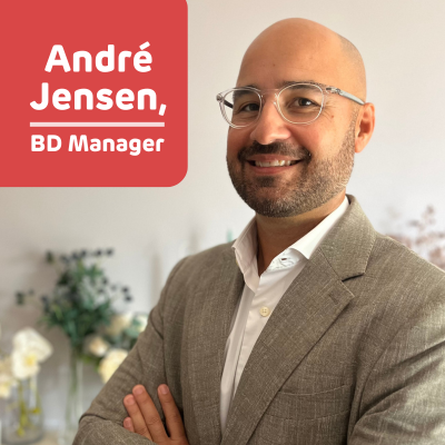 André